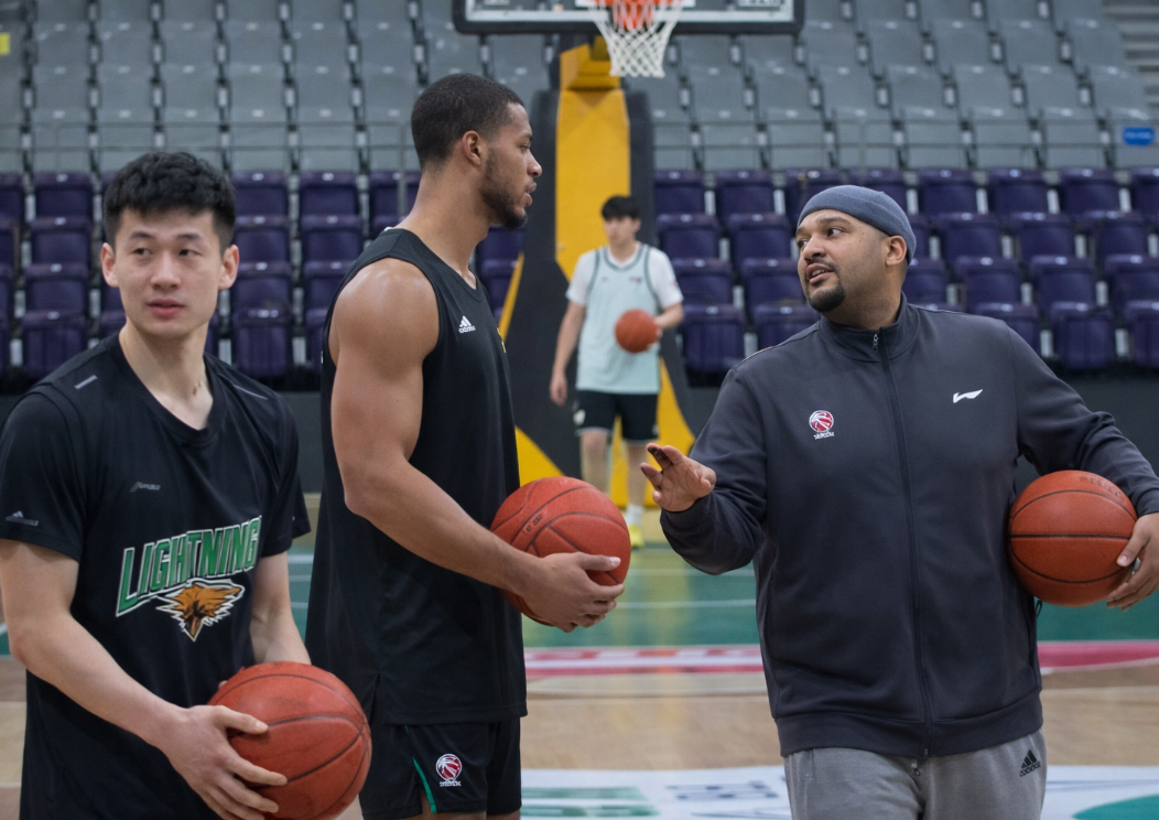 辽宁备战四川：莱迪合练引期待，乌戈谈补强与目标